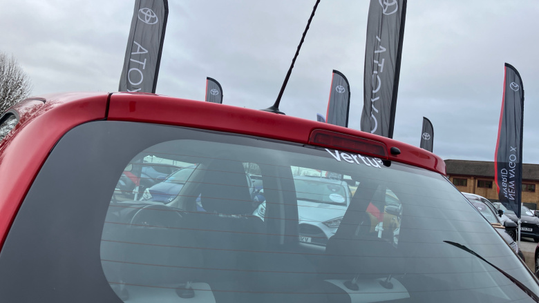 Toyota Yaris 1.5 Hybrid Icon Tech 5dr CVT Hybrid Hatchback